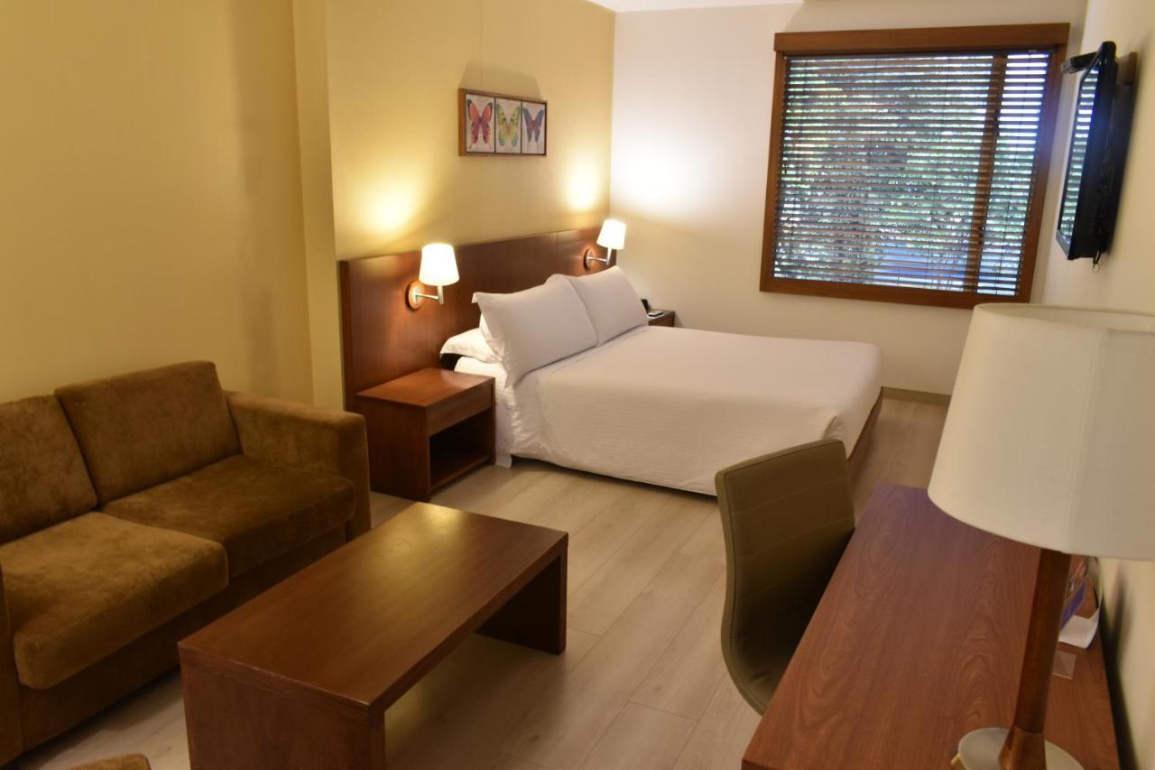 Hotel Habitel Select Bogota Luaran gambar